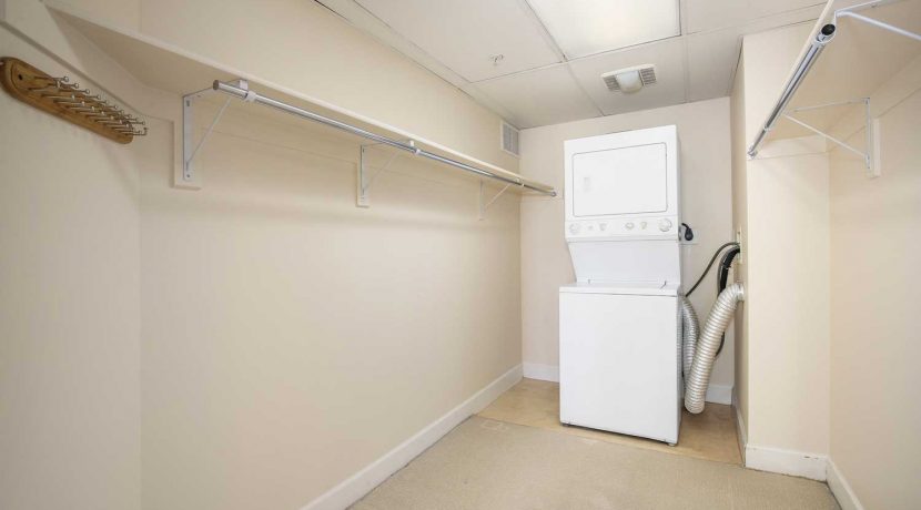 Laundry-and-Closet-web