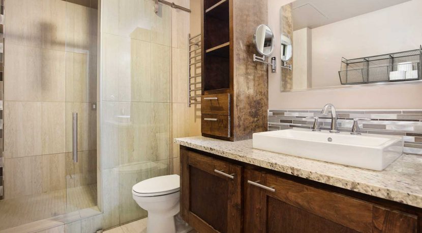 Master-Bathroom-2-web