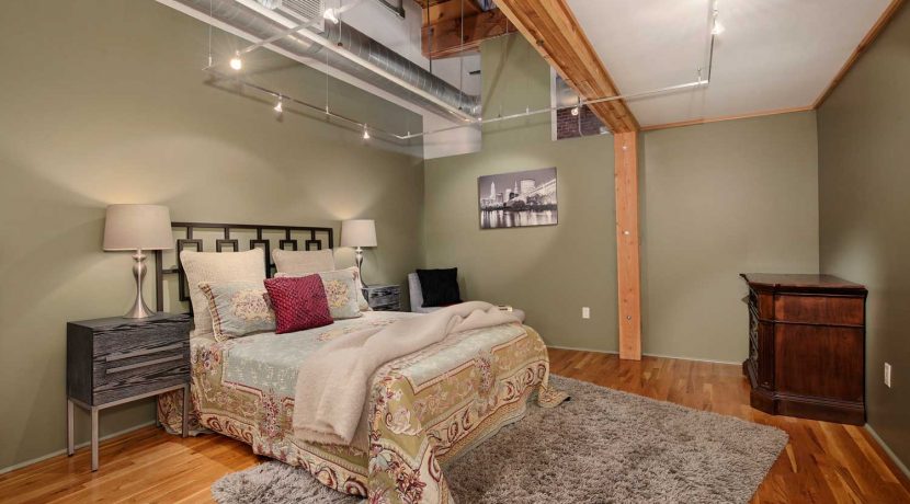 Master-Bedroom-2-web