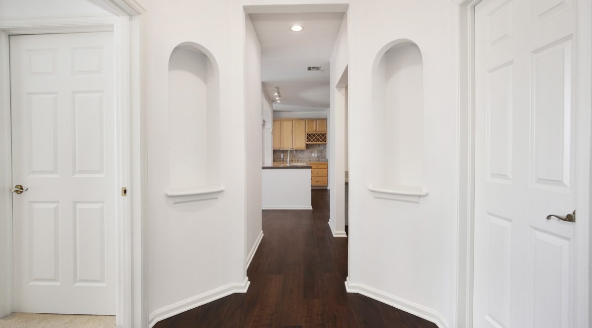 Entry-Foyer_MLS