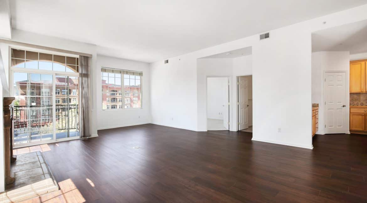 Living-Areas-4_MLS