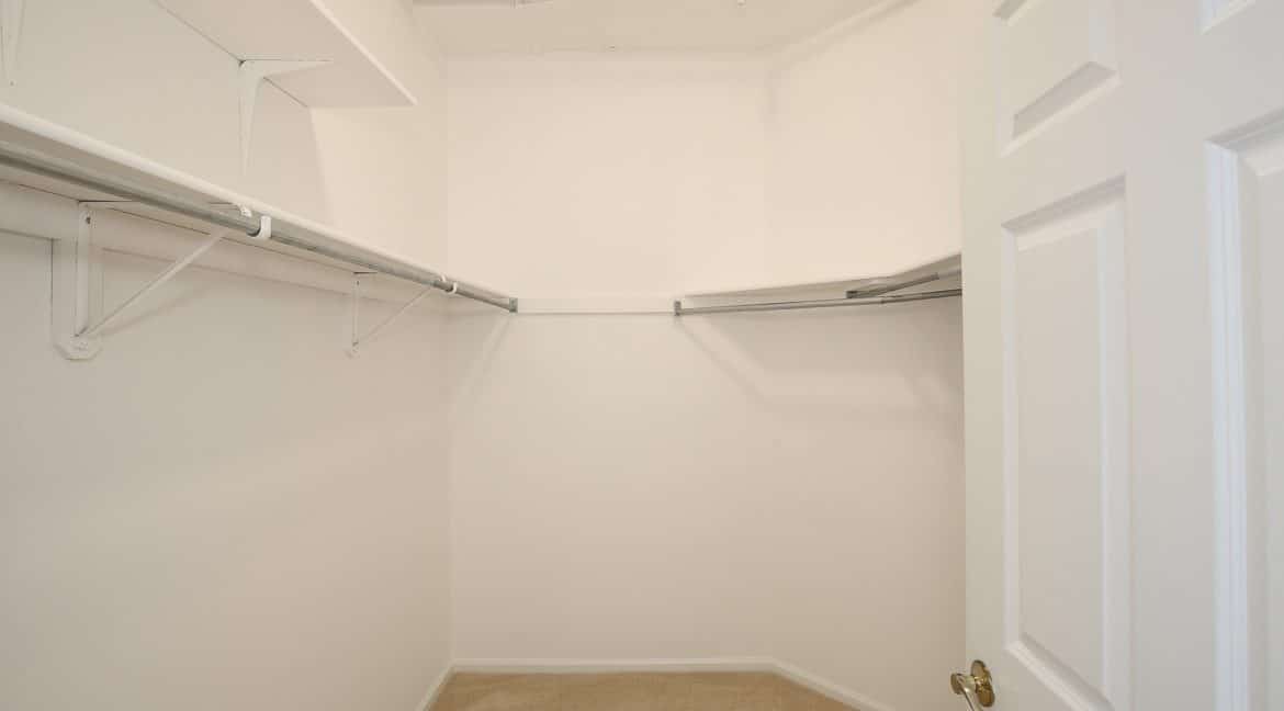 Master-Closet_MLS