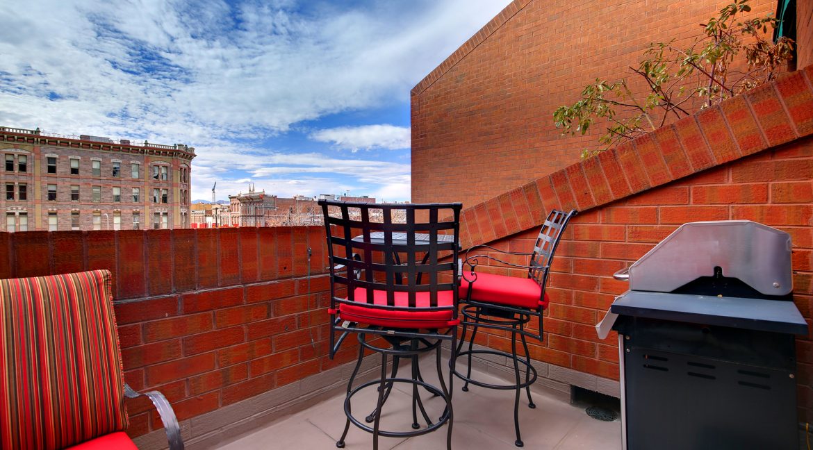 Balcony-4_MLS
