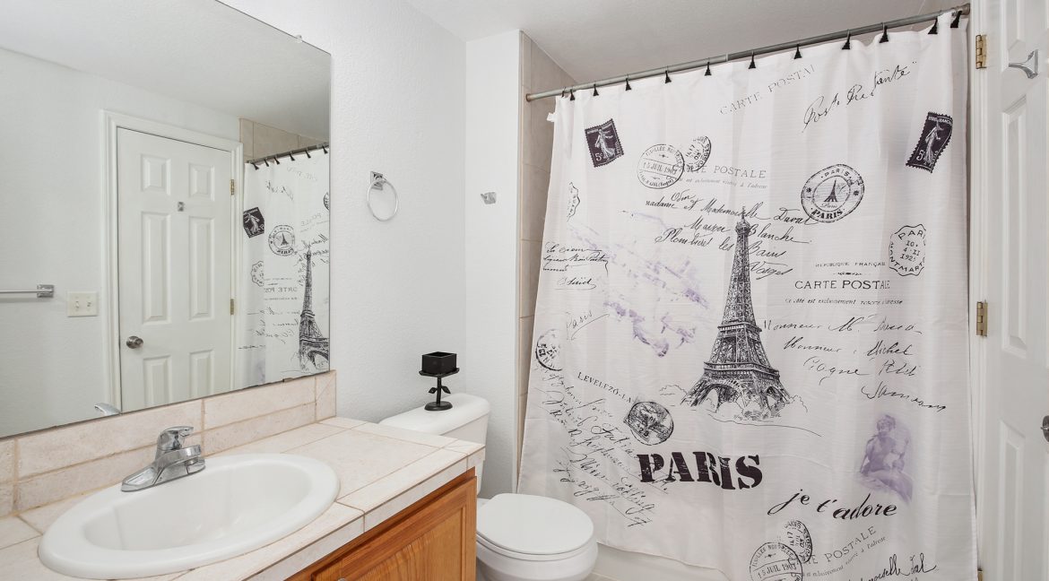Bathroom_MLS