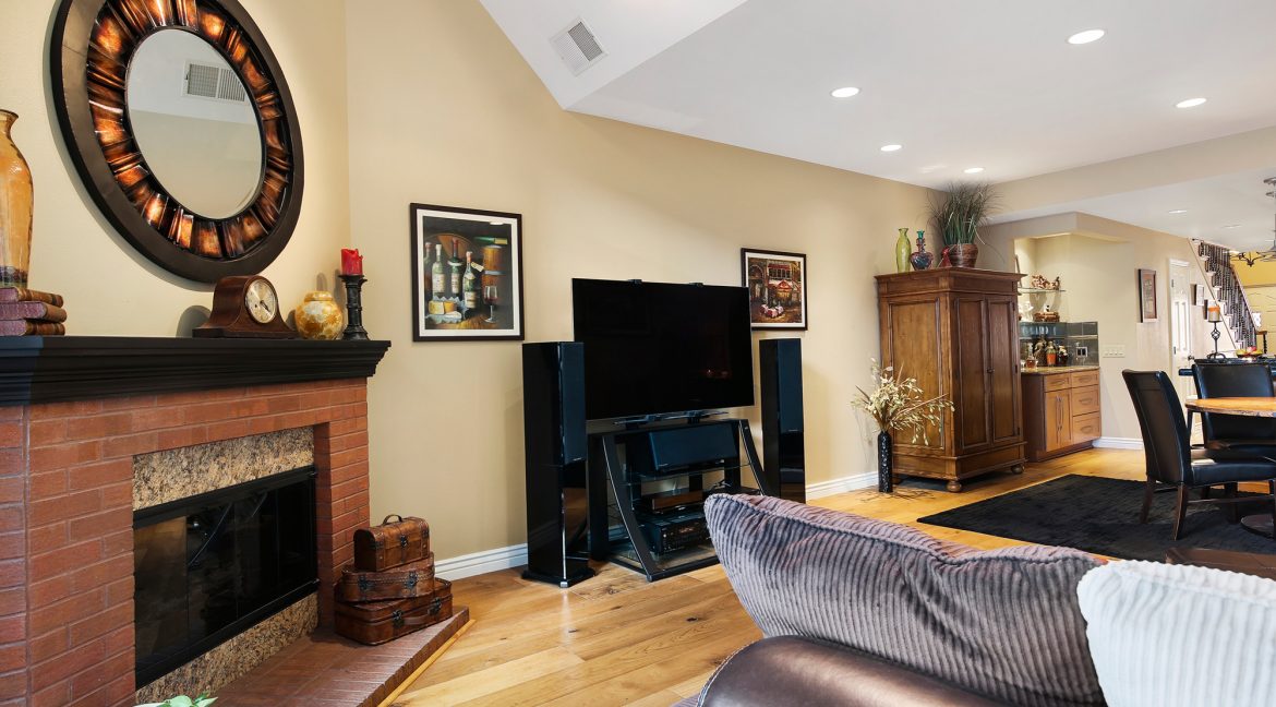 Living-Room--5_MLS