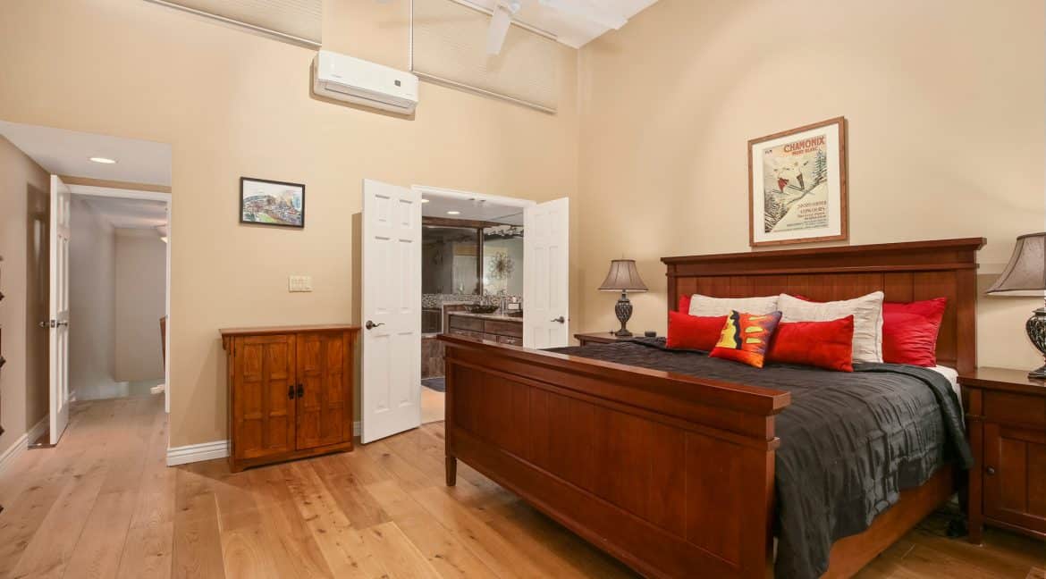 Master-Bedroom-3_MLS