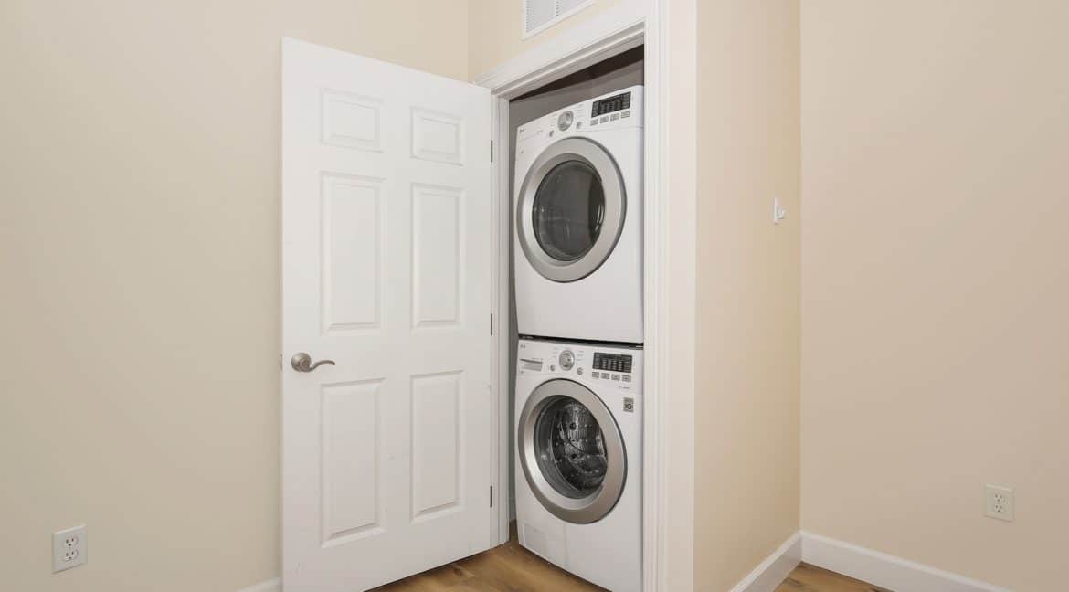 Laundry_MLS