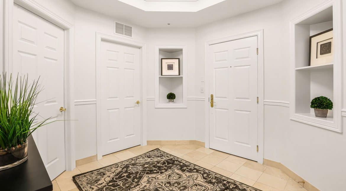 Entry-Foyer_MLS