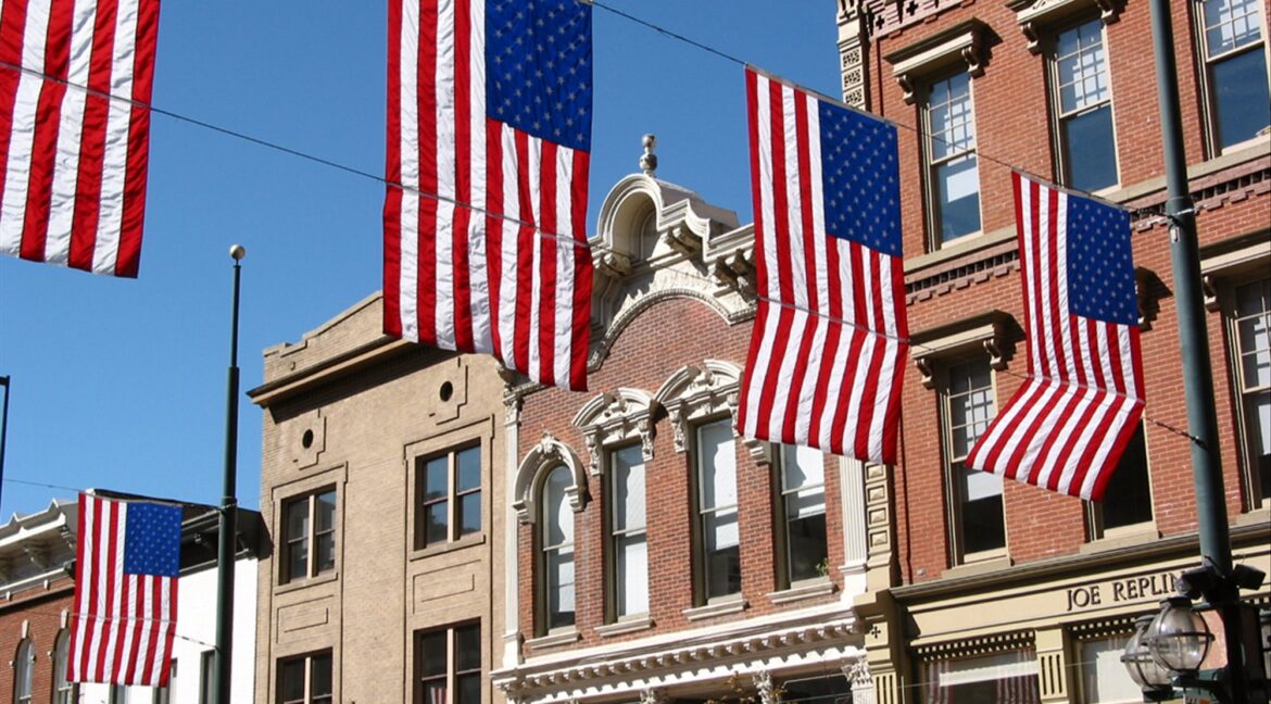 03-Larimer Square 4